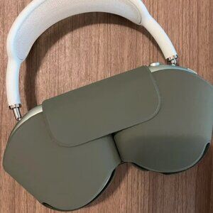 Apple AirPod Max (original charging port not USB-C)
